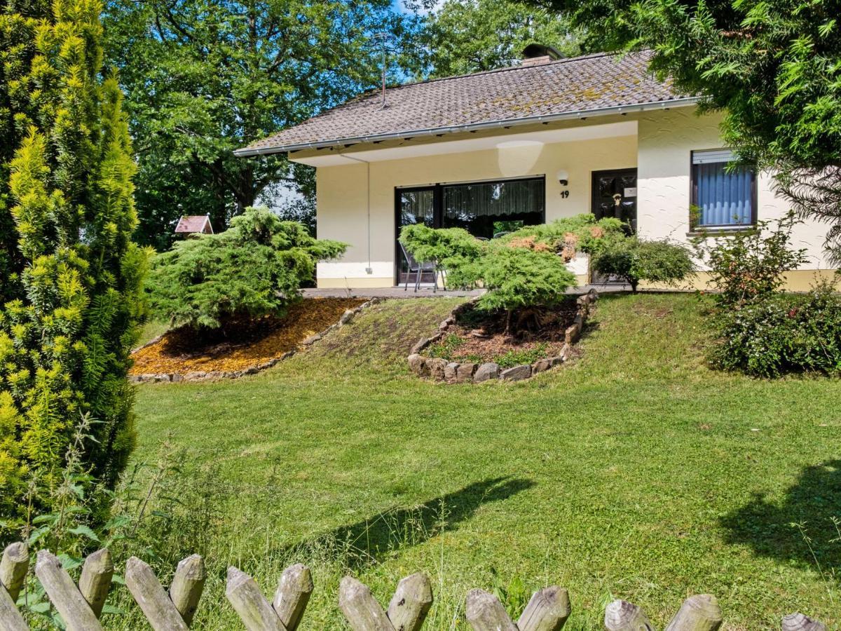 Idyllic Bungalow In Feusdorf With Forest View Bagian luar foto