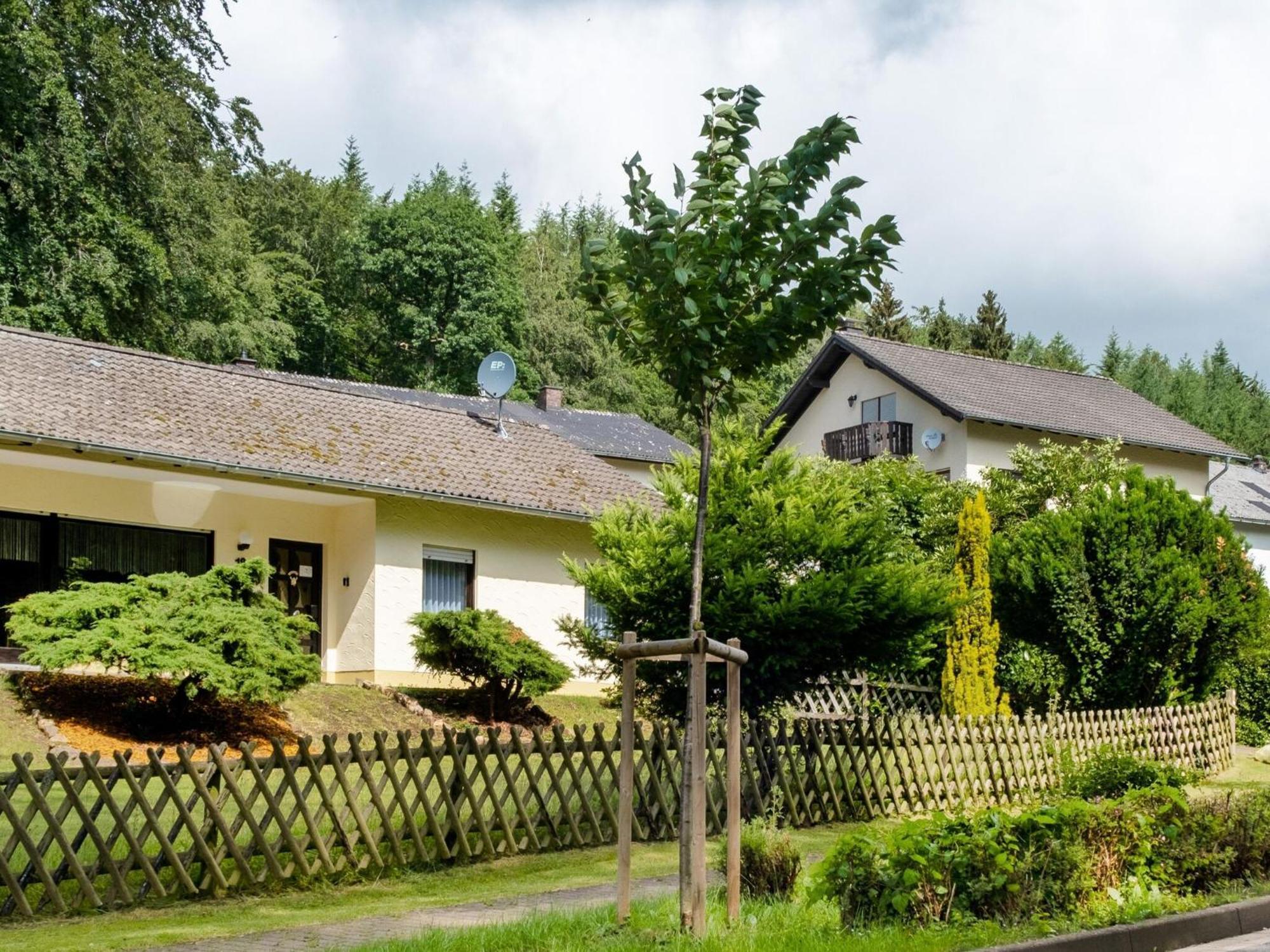Idyllic Bungalow In Feusdorf With Forest View Bagian luar foto